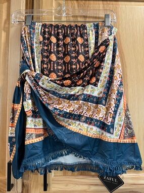 Zaful Navy, Peach & Cream Boho Tie-Side Fringe
Sarong Swim Cover Up Skirt Size M